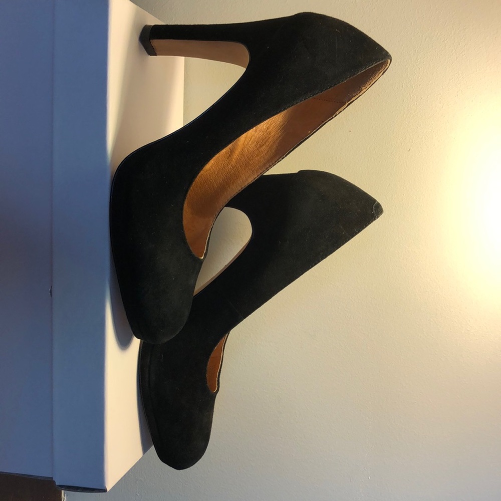 Black suede pumps. Worn once, excellent condition!
